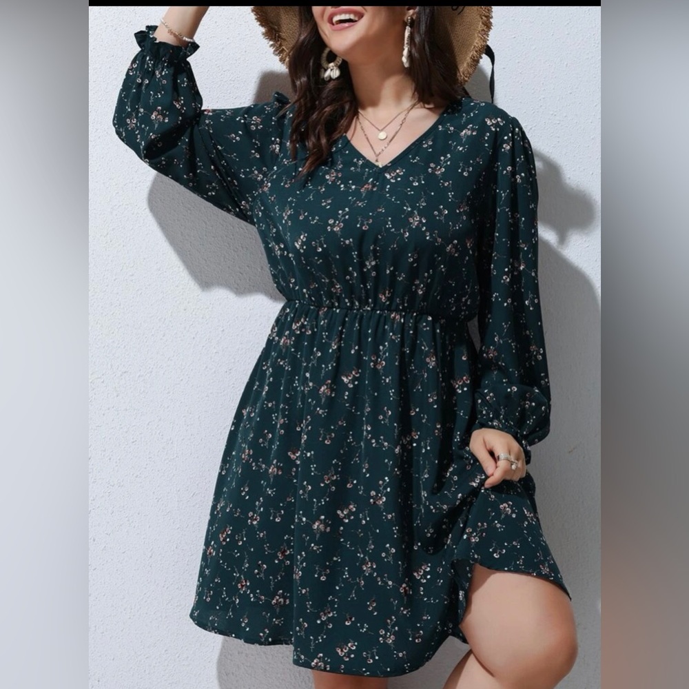 Hunter, green, long sleeve mini dress